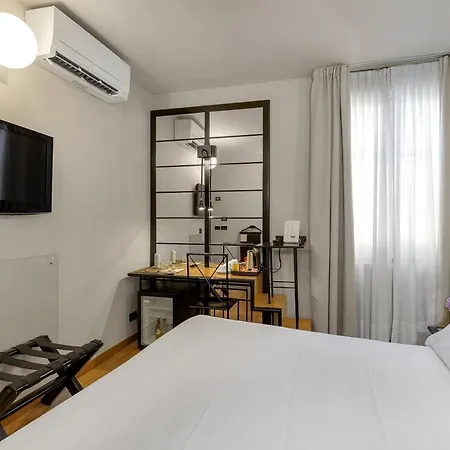 Ancora Hotel Verbania