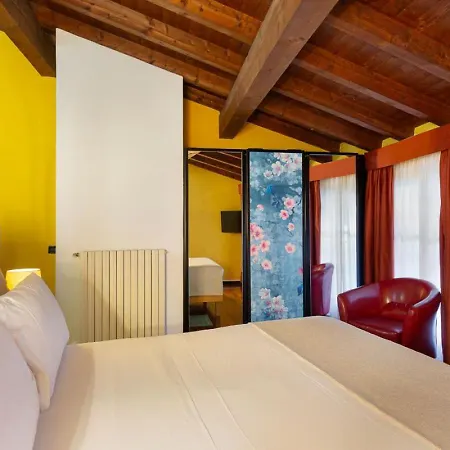 Ancora Hotel 4*