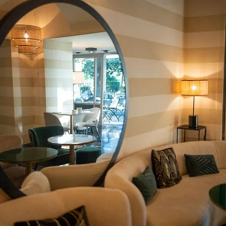 Ancora Hotel